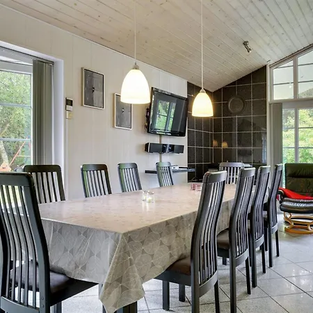 Liliana - 800m From The Sea By Interhome Feriehus Molby